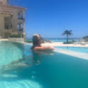 Meet your Posher, Louie ann